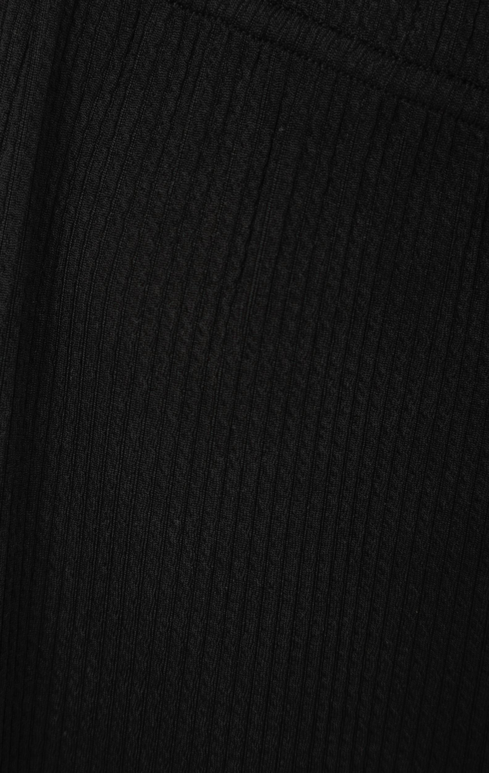Black everyday pant fabric detail